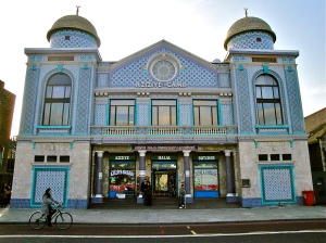 Aziziye Cami - Londra